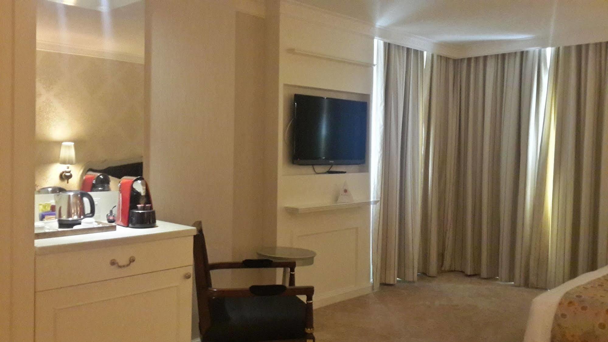 Rc Hotel Melaka Extérieur photo