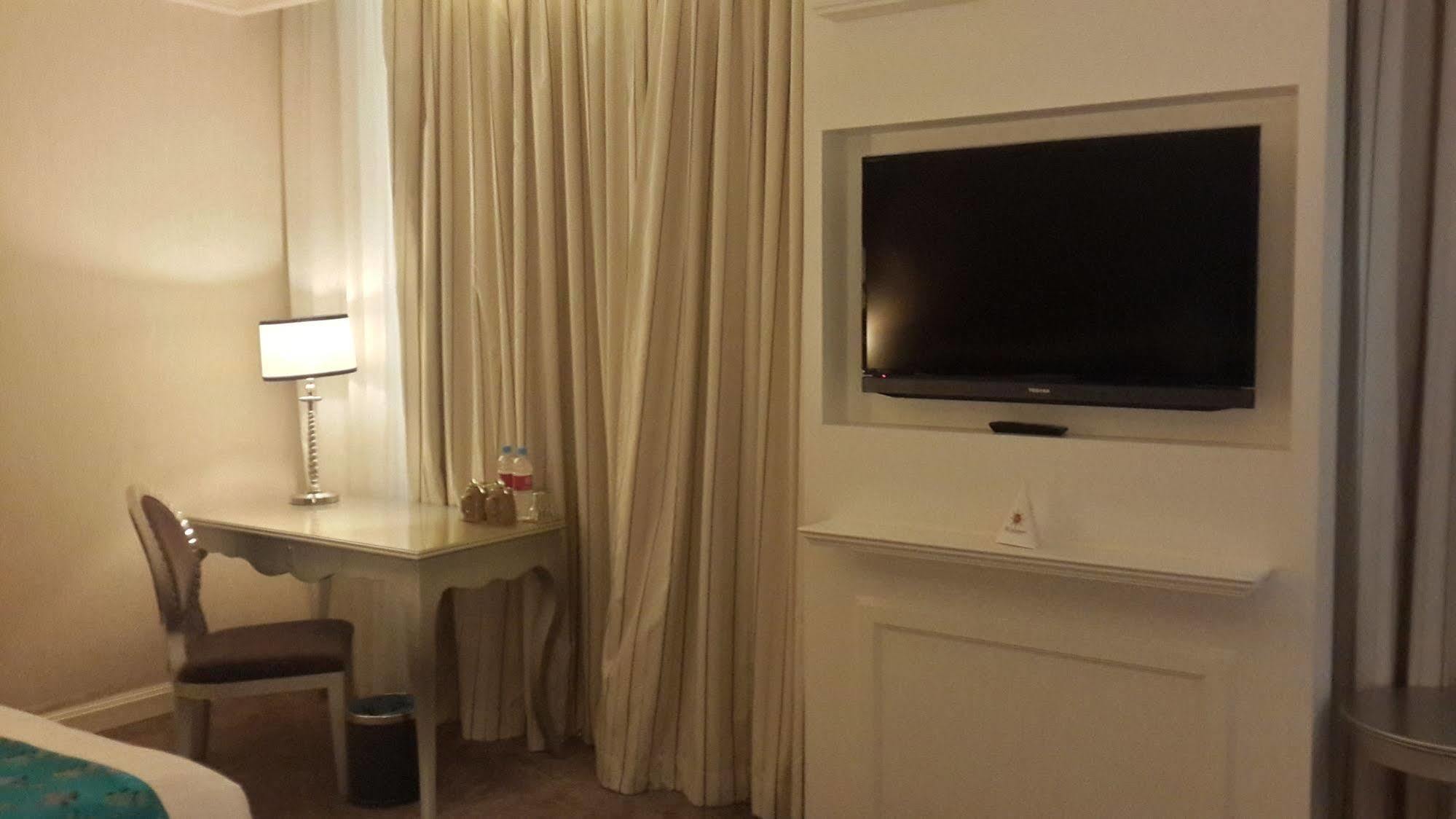 Rc Hotel Melaka Extérieur photo